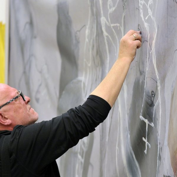 JBF20151103_001 Gdanski Teatr Szekspirowski. Gdansk. Wernisaz wystawy malarstwa Henryka Czesnika. Nz. Henryk Czesnik. 03.11.2015 fot. Jerzy Bartkowski / KFP